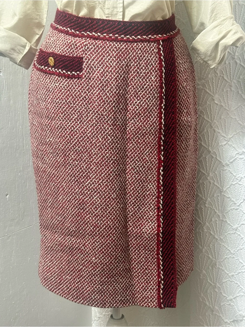 CHANEL Burgundy and Cream Tweed Pencil Skirt